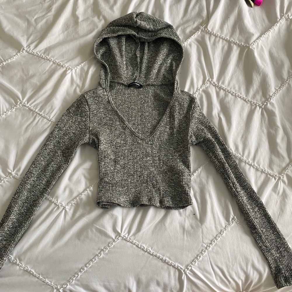 Long sleeve crop top